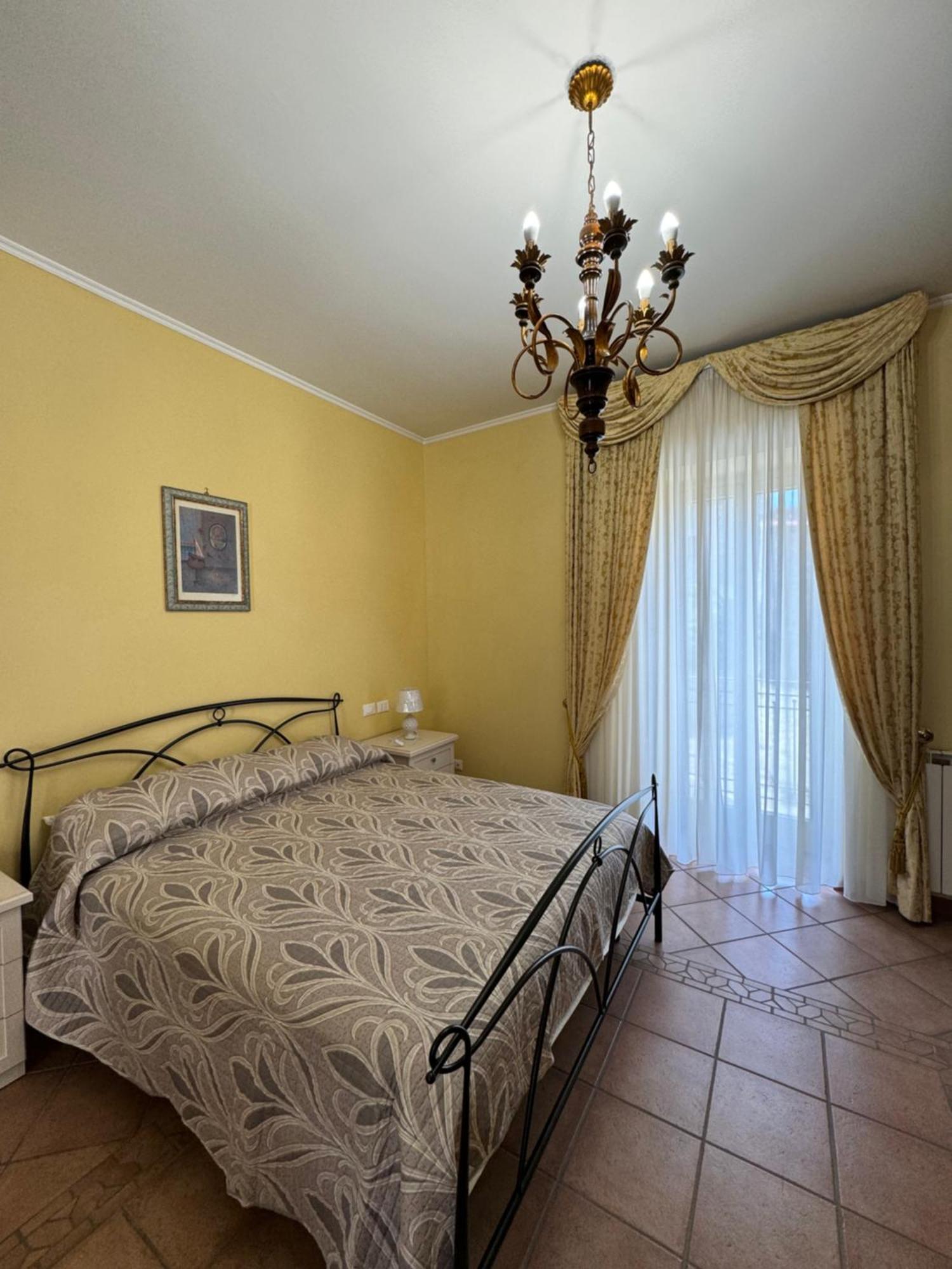 Casa Pepe - Fondi Vertice Rooms Zewnętrze zdjęcie