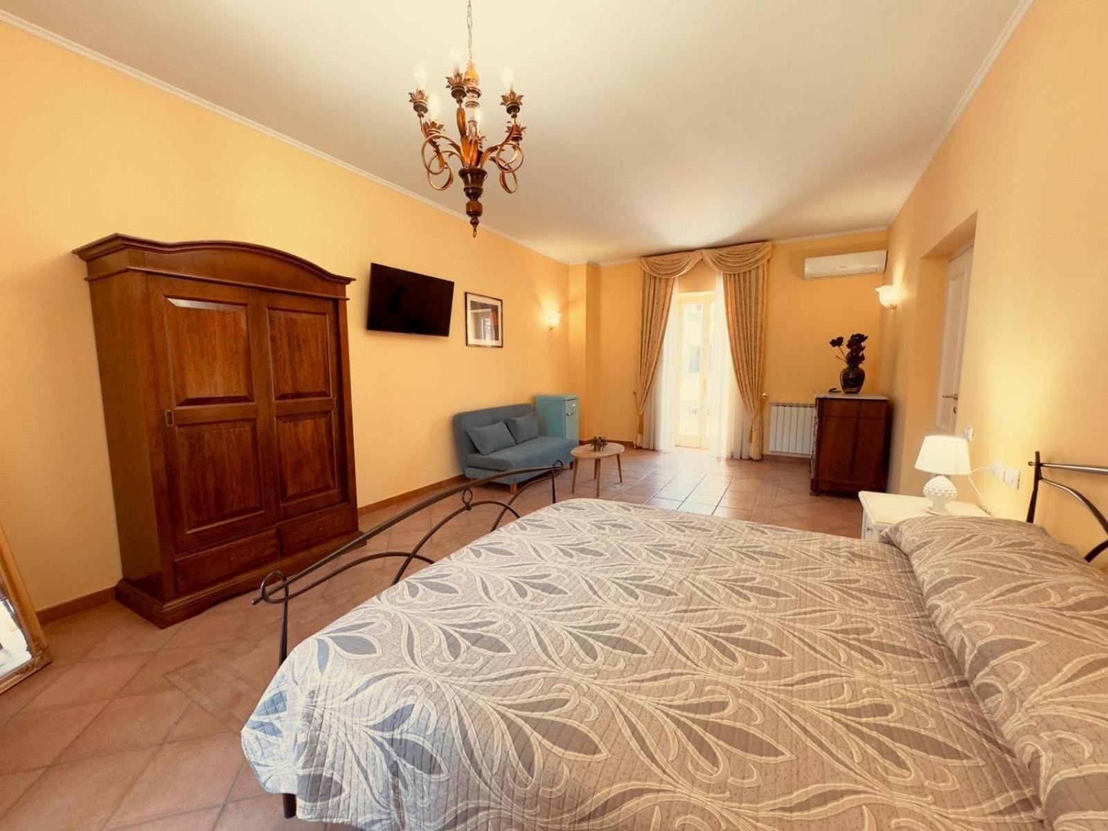 Casa Pepe - Fondi Vertice Rooms Zewnętrze zdjęcie