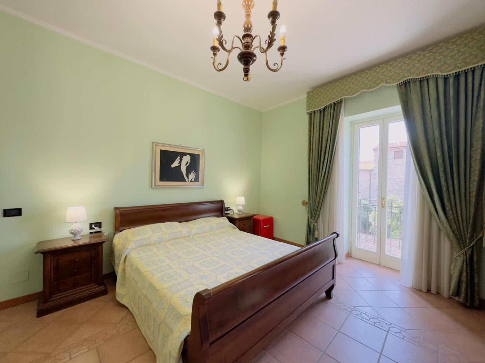 Casa Pepe - Fondi Vertice Rooms Zewnętrze zdjęcie